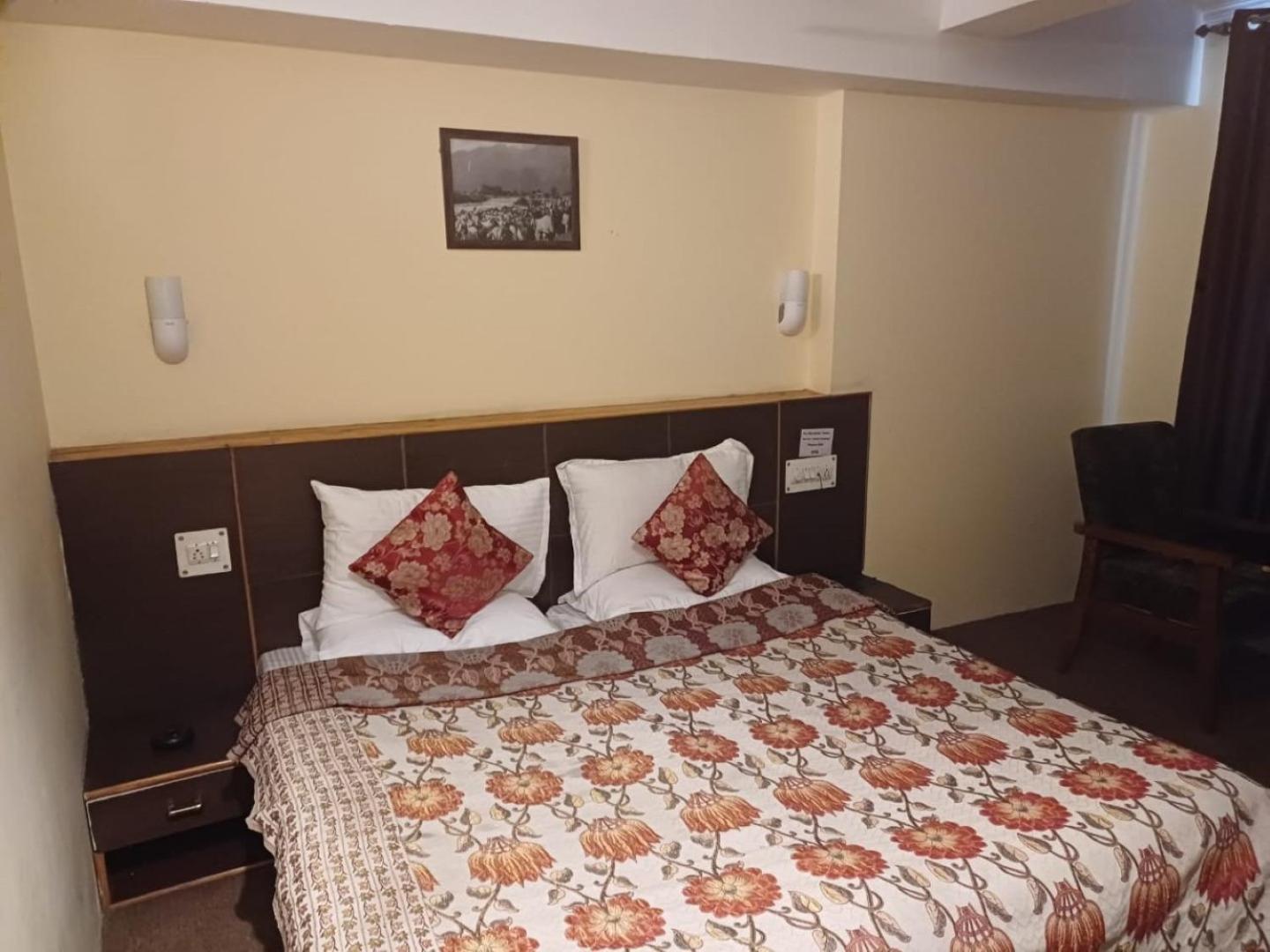 Hotel Town Centre , Srinagar Eksteriør bilde